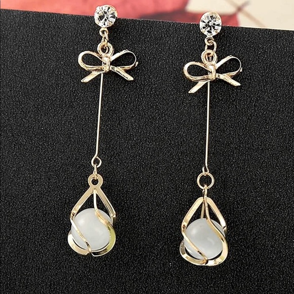 🤩HP🤩🔥2for$25🔥Bow&Ball drop earrings - Picture 2 of 5